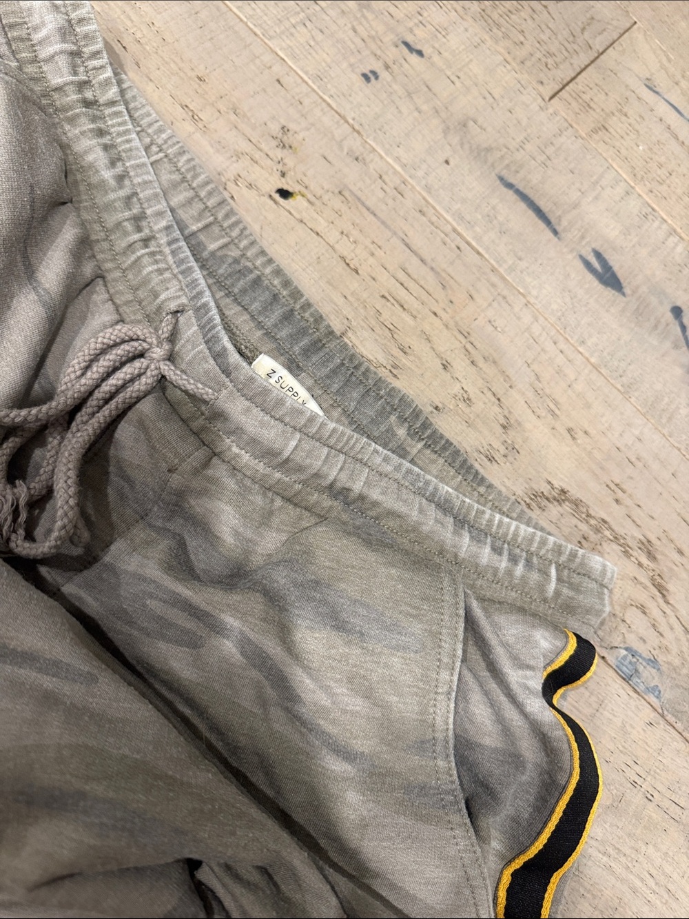 Z supply Camo Joggers with Black & Yellow Side Stripe Detail - Picture 4 of 4
